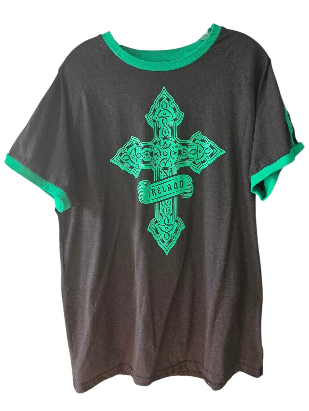 Black T-shirt with Green Celtic Cross Size Large